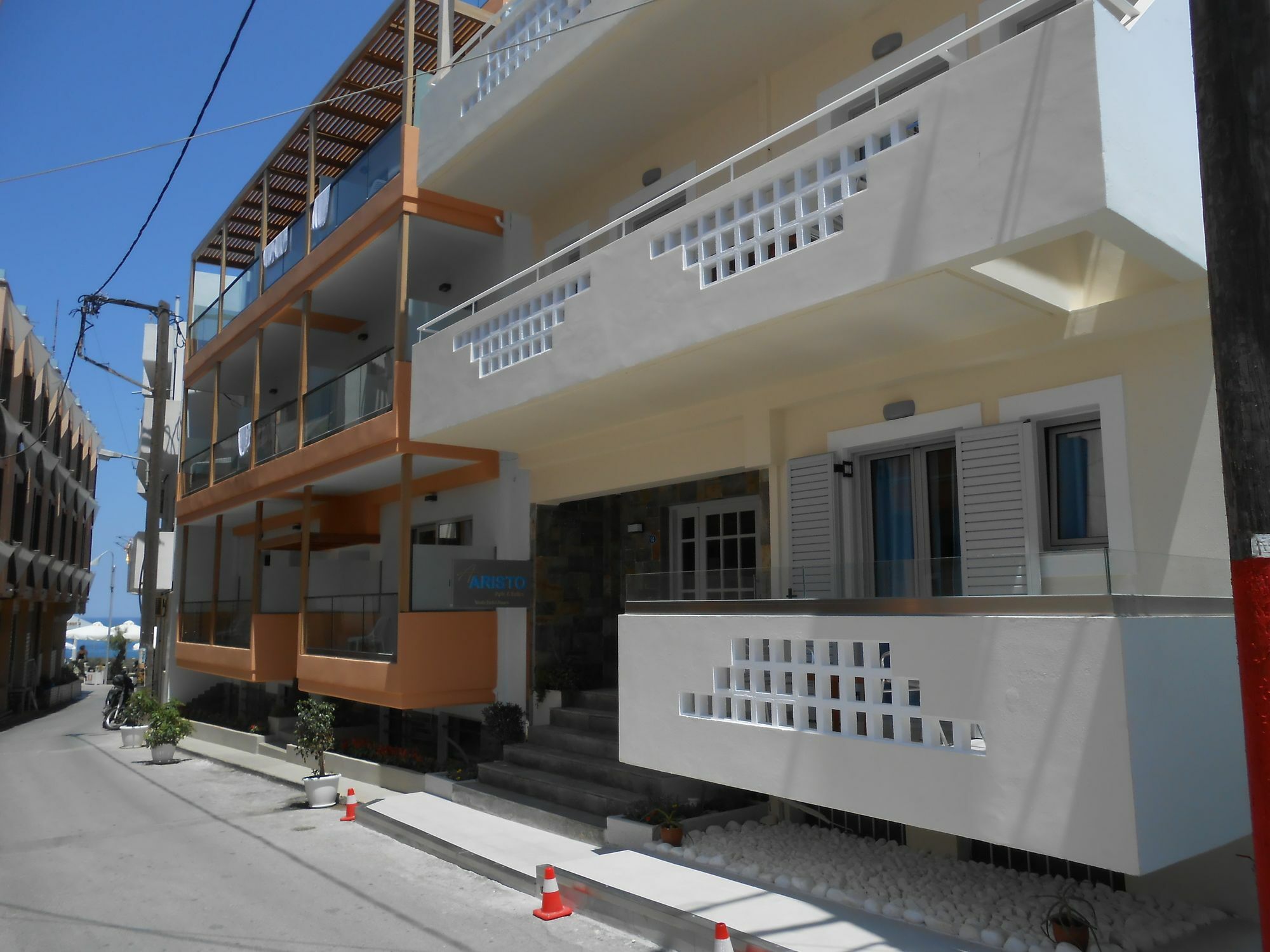 Aristo Apts Херсониссос Экстерьер фото
