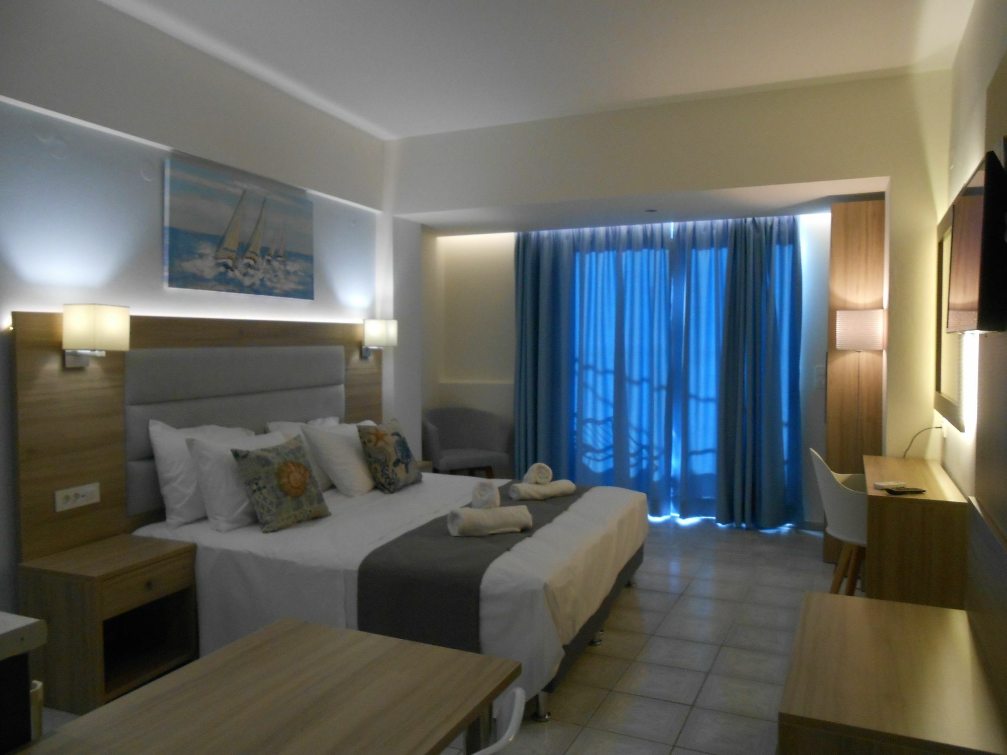Aristo Apts Херсониссос Экстерьер фото